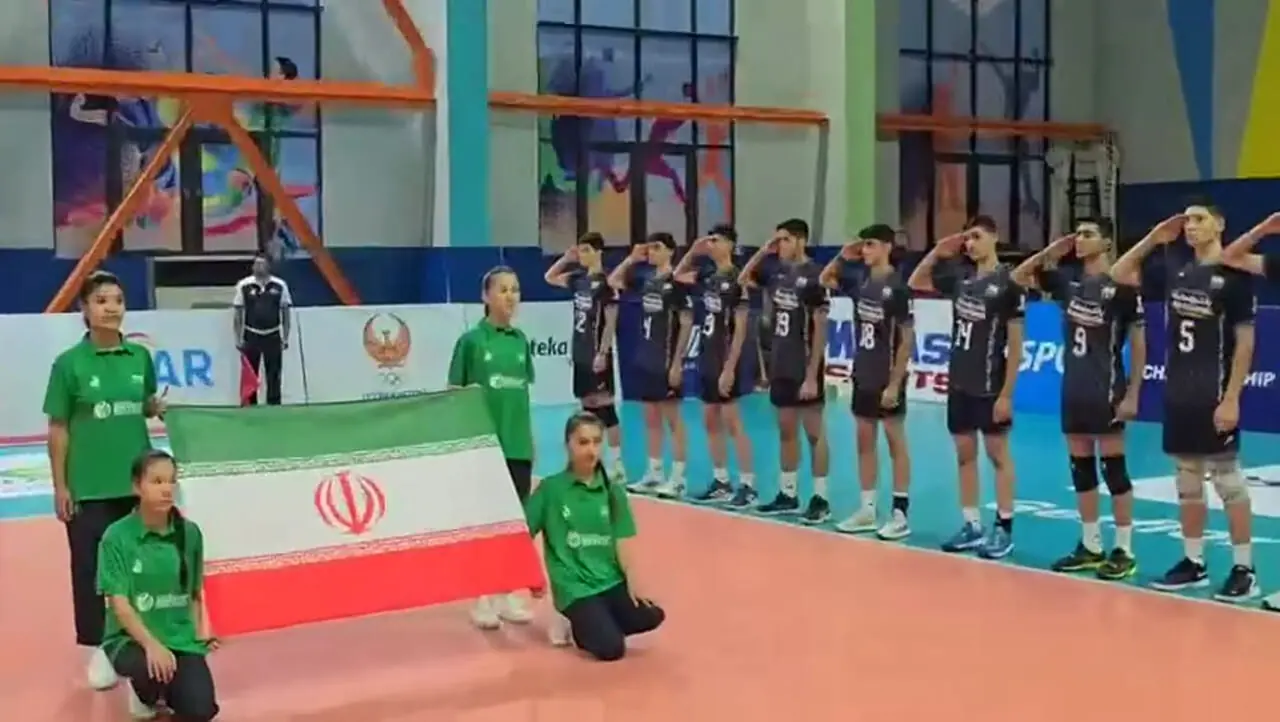   سلام نظامی تیم والیبال زیر ۱۶ سال ایران 